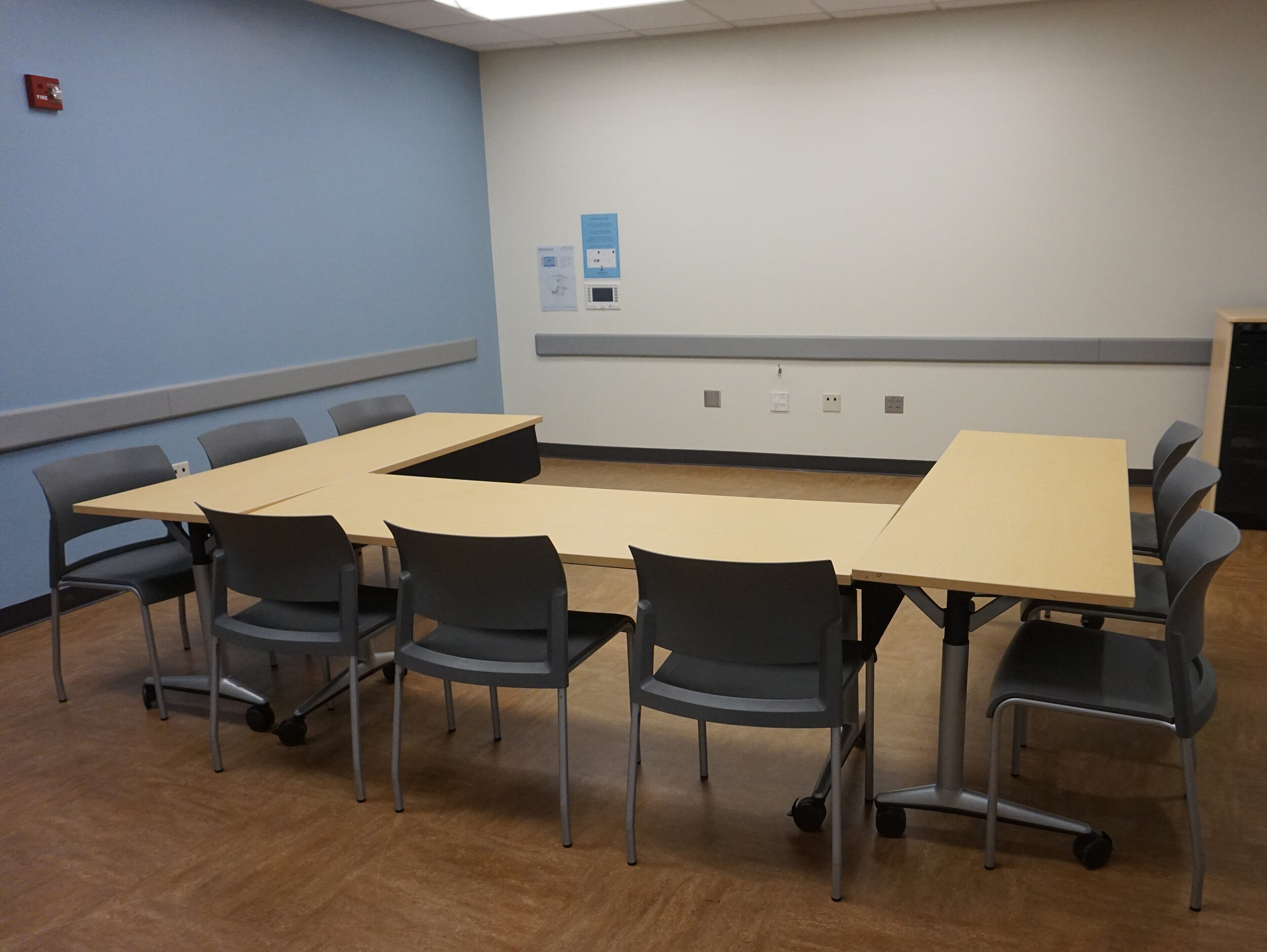Photo of Open Conference style setup for capacity of 9.
