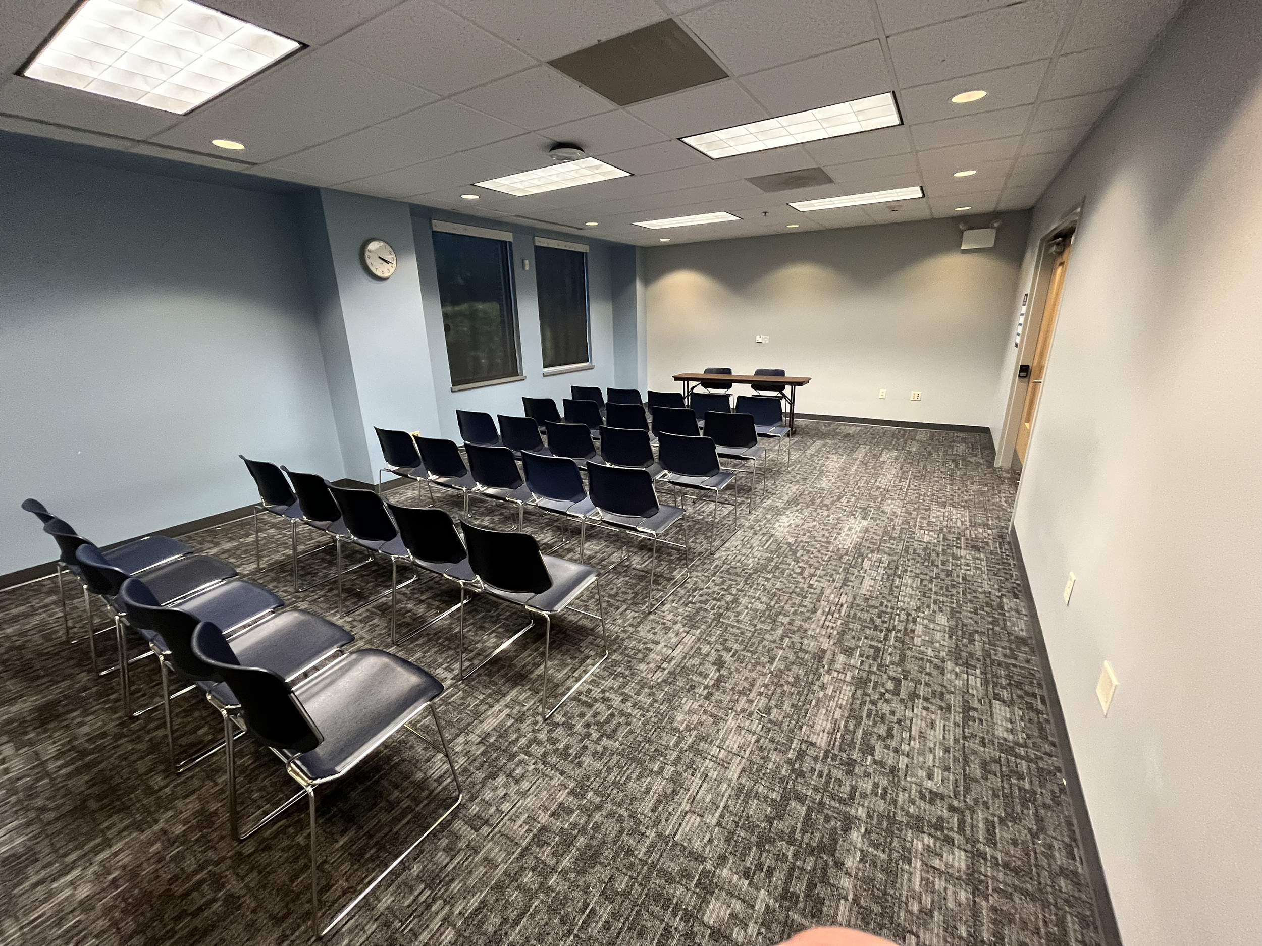 Photo of Lecture style setup.