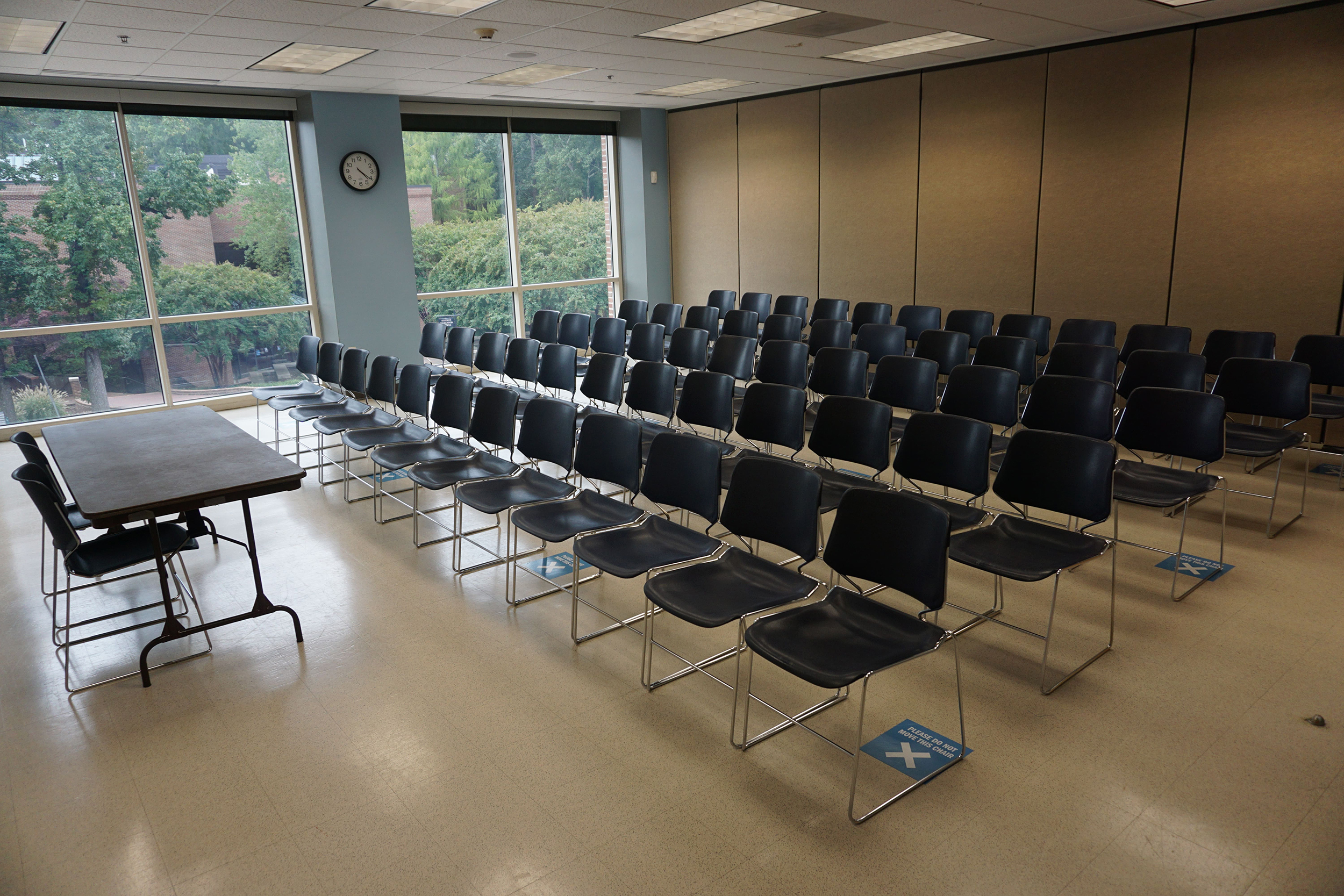 Photo of Lecture type setup.