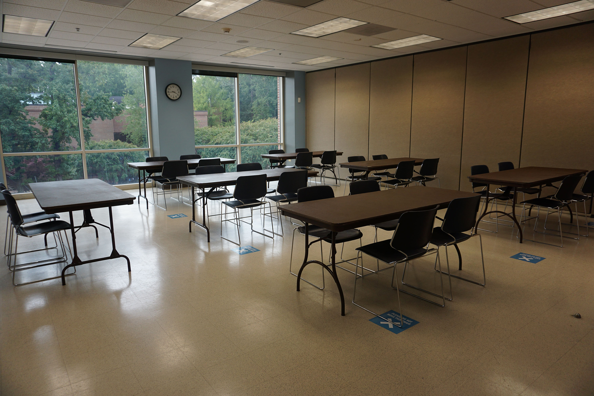 Photo of Workshop type setup.